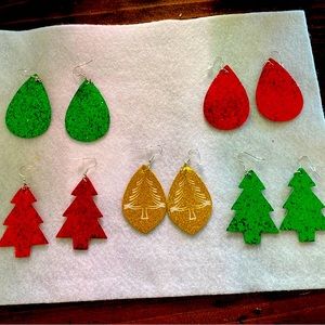 CHRISTMAS GLITTER EARRINGS